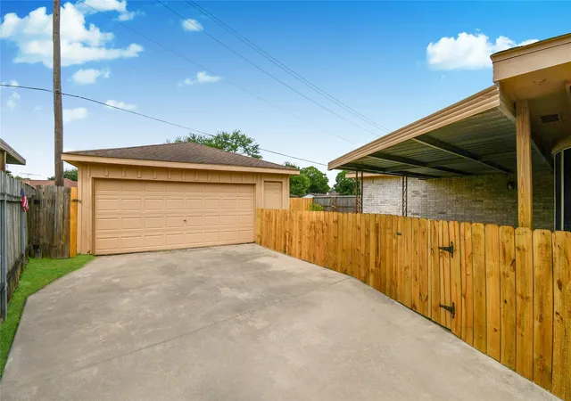 Photo 2 of Single family home for sale at 12110 Kirkholm Dr, Houston, TX 77089 | MLS# 55914152 | Listing updated on 2026-09-20