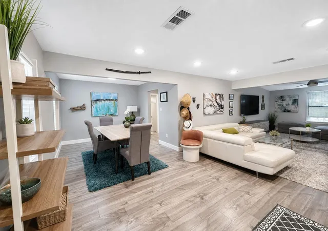 Photo 3 of Single family home for sale at 2043 Des Jardines St, Houston, TX 77023 | MLS# 14690177 | Listing updated on 2026-09-19