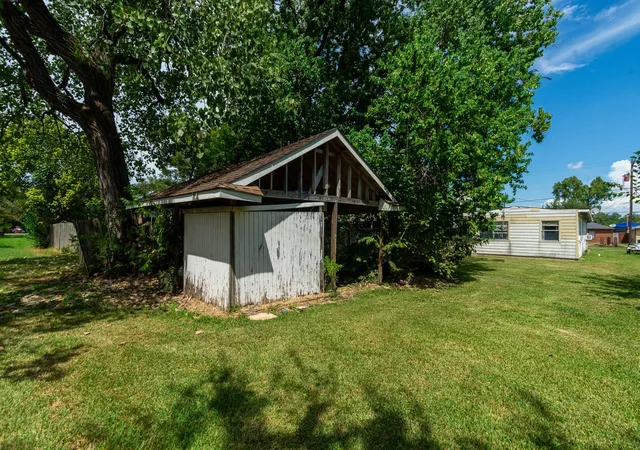 Photo 4 of Land for sale at 414 Ave H, South Houston, TX 77587 | MLS# 75041153 | Listing updated on 2026-09-11