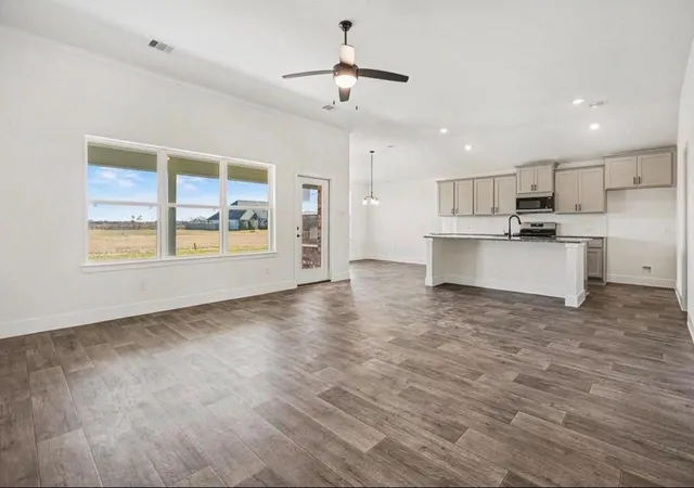 Photo 2 of Single family home for sale at 40181 Spyglass Hl Dr, Cleveland, TX 77327 | MLS# 12115095 | Listing updated on 2026-09-24