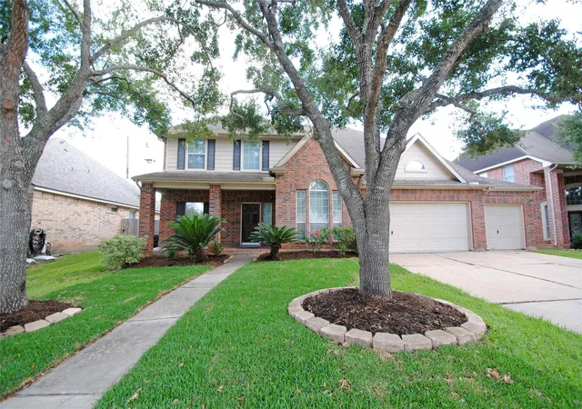 Photo 1 of Single family home for sale at 6123 Baron Hl Ln, Sugar Land, TX 77479 | MLS# 80483660 | Listing updated on 2026-10-02