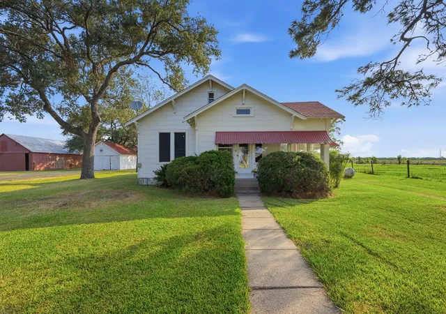Photo 3 of Sale Pending at 3415 Fm 360 Rd, Rosenberg, TX 77471 | MLS# 34856811 | Listing updated on 2026-10-07