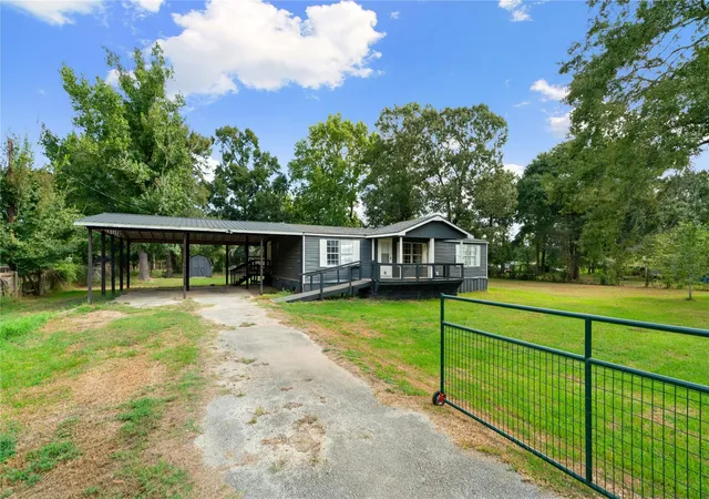 Photo 2 of Single family home for sale at 21631 County Rd 3747, Splendora, TX 77372 | MLS# 61971146 | Listing updated on 2026-10-08
