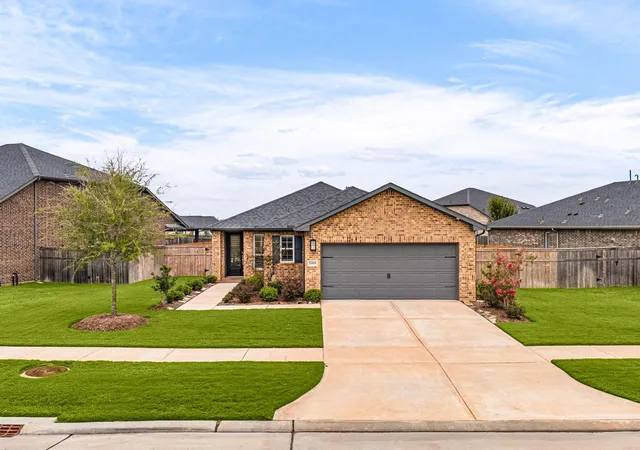Photo 3 of Single family home for sale at 5410 Autrey Bnd Ln, Fulshear, TX 77441 | MLS# 79521775 | Listing updated on 2026-10-09