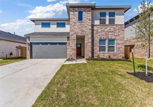 Photo 2 of Single family home for sale at 29318 Hoelzen Holw Dr, Katy, TX 77494 | MLS# 82668784 | Listing updated on 2026-09-04