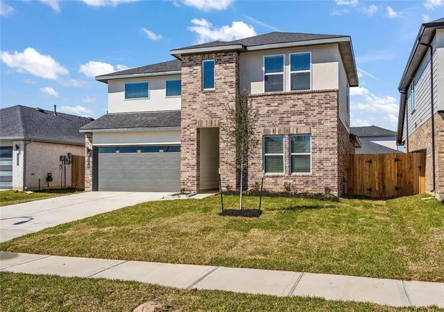 Photo 3 of Single family home for sale at 29318 Hoelzen Holw Dr, Katy, TX 77494 | MLS# 82668784 | Listing updated on 2026-09-04