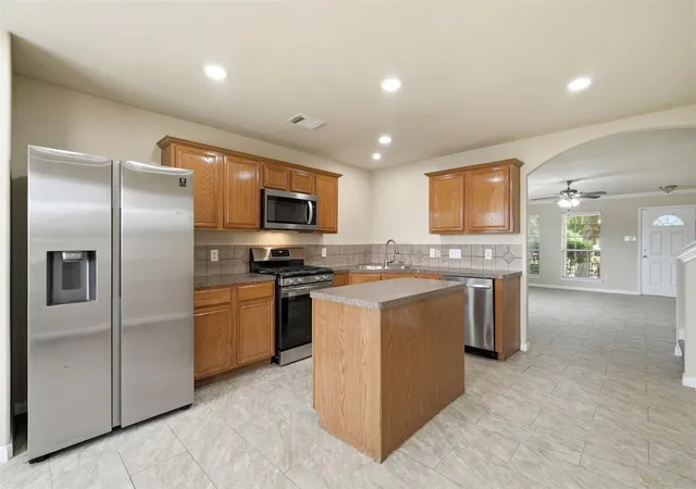 Photo 4 of Single family home for sale at 2023 Tower Bell Ln, Missouri City, TX 77489 | MLS# 78014552 | Listing updated on 2026-09-11