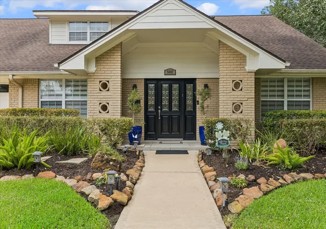 Photo 2 of Single family home for sale at 5402 Valkeith Dr, Houston, TX 77096 | MLS# 5870117 | Listing updated on 2026-09-21
