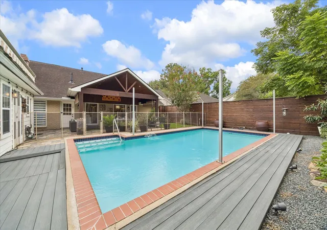 Photo 3 of Single family home for sale at 5402 Valkeith Dr, Houston, TX 77096 | MLS# 5870117 | Listing updated on 2026-09-21