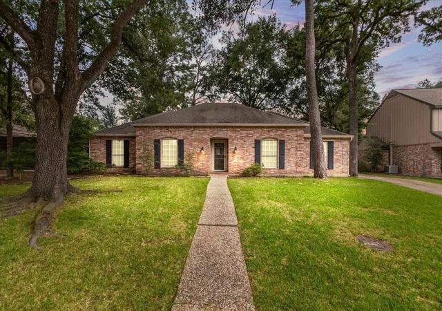 Photo 2 of Single family home for sale at 1411 Big Horn Dr, Houston, TX 77090 | MLS# 68626542 | Listing updated on 2026-09-20