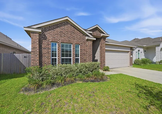 Photo 2 of Single family home for sale at 21431 Indigo Ruth Dr, Spring, TX 77379 | MLS# 25312761 | Listing updated on 2026-09-05