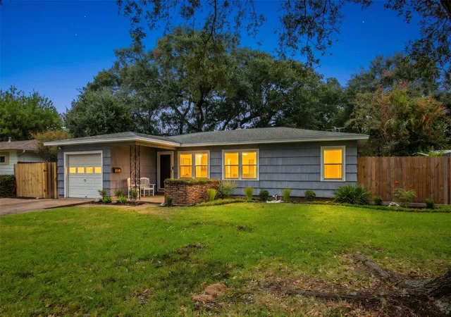 Photo 1 of Single family home for sale at 1506 14th Avenue N, Texas City, TX 77590 | MLS# 96017192 | Listing updated on 2026-09-13