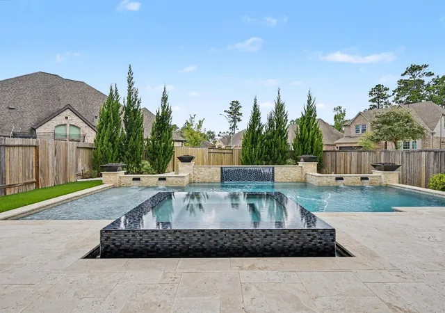 Photo 4 of Sale Pending at 343 Torrey Bloom Loop, Conroe, TX 77304 | MLS# 90425656 | Listing updated on 2026-09-15