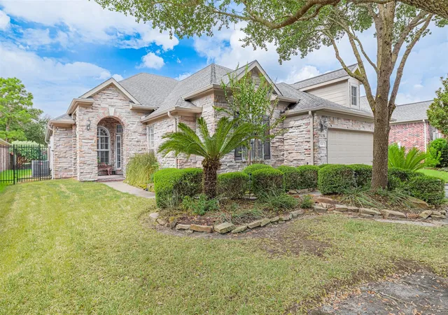 Photo 2 of Single family home for sale at 5018 Shining Crk Ct, Katy, TX 77494 | MLS# 59231503 | Listing updated on 2026-09-04