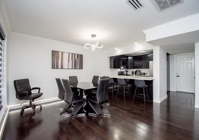 Photo 4 of Single family home for sale at 10551 Kirkgreen Dr, Houston, TX 77089 | MLS# 17017639 | Listing updated on 2026-09-08