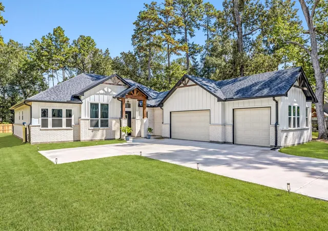 Photo 1 of Single family home for sale at 2439 Centurian Cir, New Caney, TX 77357 | MLS# 69382773 | Listing updated on 2026-09-09