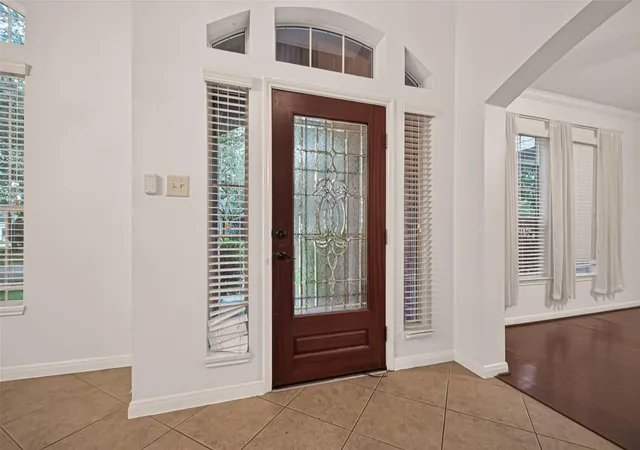 Photo 4 of Single family home for sale at 331 Silver Creek Cir, Richmond, TX 77406 | MLS# 27425547 | Listing updated on 2026-10-10