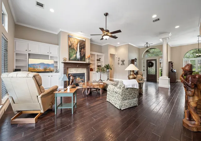 Photo 4 of Sale Pending at 137 Dawns Edge Dr, Montgomery, TX 77356 | MLS# 69445126 | Listing updated on 2026-09-18