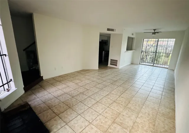 Photo 4 of Townhouse for sale at 17210 Imperial Valley Dr #61, Houston, TX 77060 | MLS# 44819810 | Listing updated on 2026-09-05