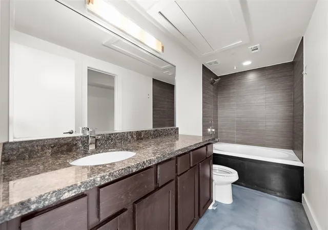 Photo 38 of Condo for sale at 2323 Polk St #306, Houston, TX 77003 | MLS# 94150053 | Listing updated on 2026-10-02