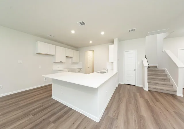 Photo 4 of Single family home for sale at 2118 Creole Crk Ln, Houston, TX 77090 | MLS# 94769266 | Listing updated on 2026-09-06