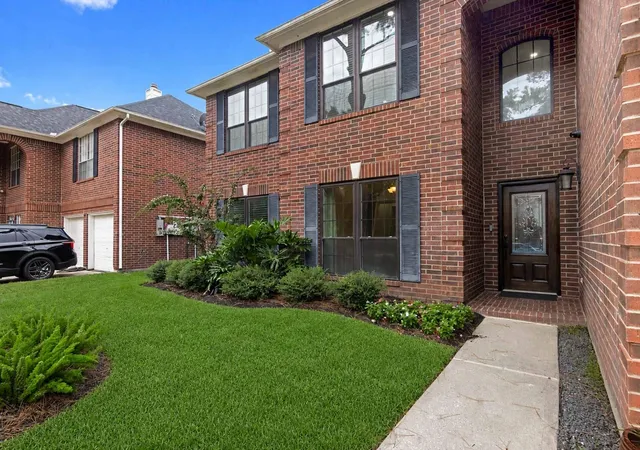 Photo 3 of Single family home for sale at 7919 Moncur Dr, Houston, TX 77095 | MLS# 3039426 | Listing updated on 2026-09-13