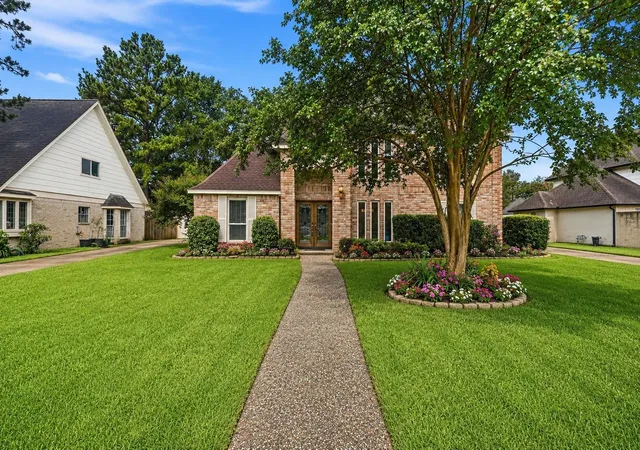 Photo 1 of Sale Pending at 9203 S Pass Ln, Houston, TX 77064 | MLS# 21909637 | Listing updated on 2026-09-21