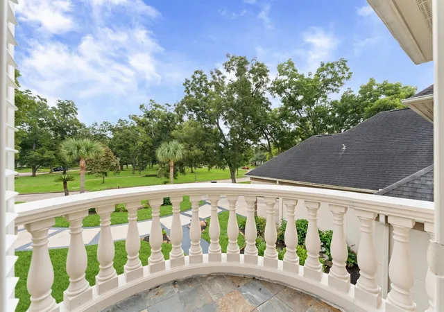 Photo 3 of Mansion for sale at 1830 Forest Gate Cir, Sugar Land, TX 77479 | MLS# 76027707 | Listing updated on 2026-10-04
