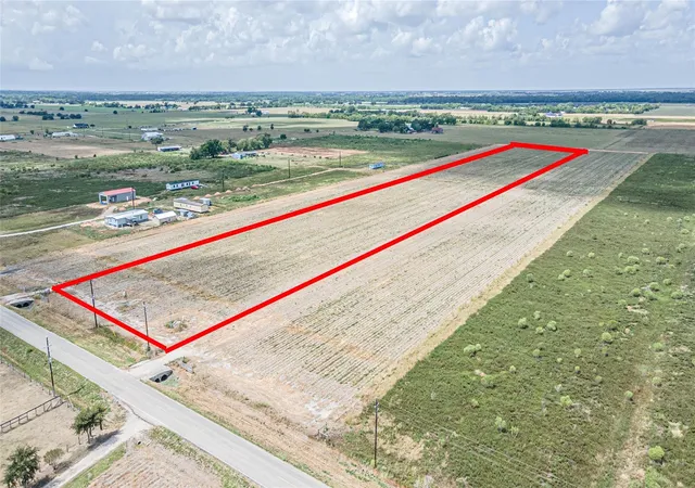 Photo 1 of Land for sale at 4327 Polak Rd, Wallis, TX 77485 | MLS# 20467074 | Listing updated on 2026-08-31