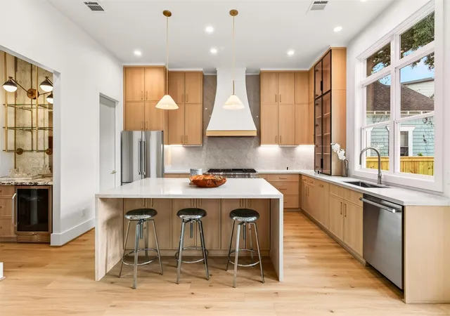 Photo 4 of Single family home for sale at 1109 Tabor St, Houston, TX 77009 | MLS# 23786126 | Listing updated on 2026-09-16