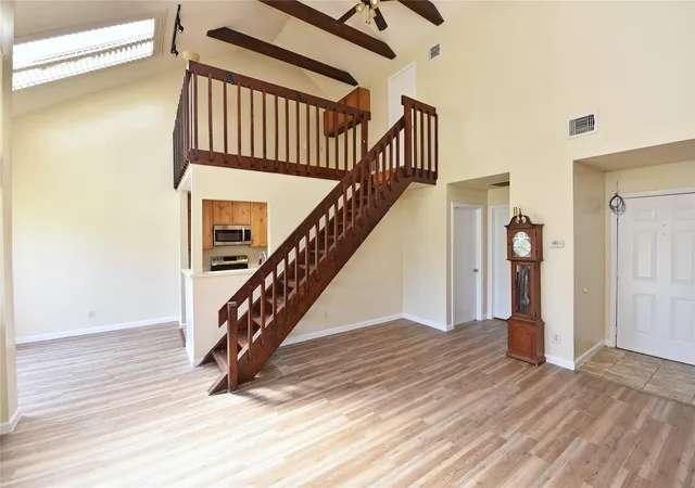 Photo 3 of Condo for sale at 8515 Sands Point Dr, Houston, TX 77036 | MLS# 15130597 | Listing updated on 2026-09-03