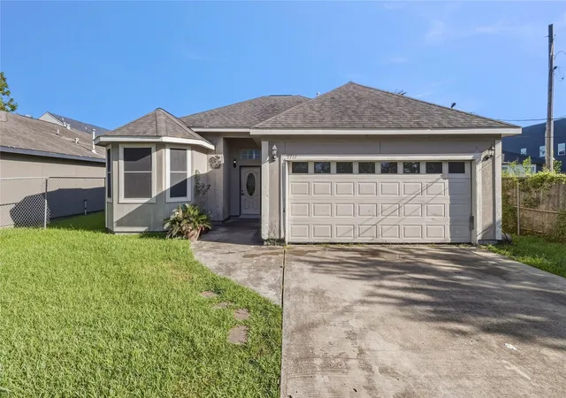 Single family home for sale at 9711 Signet St, Houston, TX 77029 | MLS# 78138684