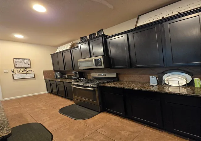 Photo 4 of Single family home for sale at 17451 Farm Pasture Trl, Hockley, TX 77447 | MLS# 65504597 | Listing updated on 2026-10-13