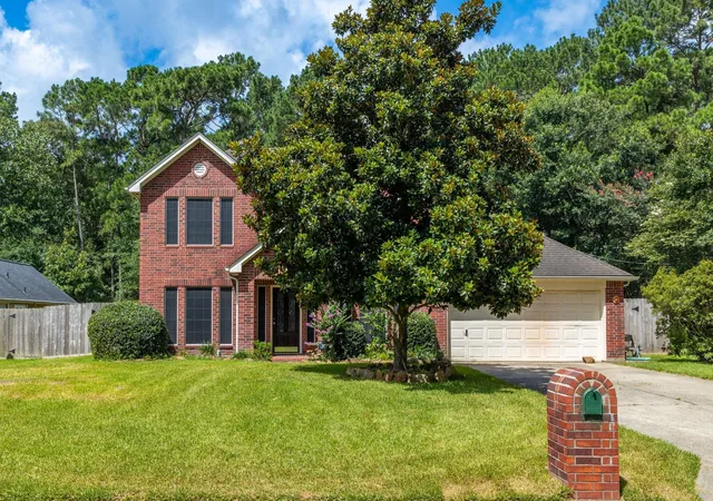 Photo 2 of Single family home for sale at 28851 Forest Hl Dr, Magnolia, TX 77355 | MLS# 32850504 | Listing updated on 2026-09-23