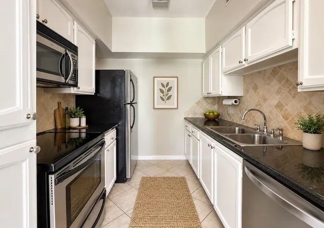 Photo 4 of Condo for sale at 4041 Law St #602, Houston, TX 77005 | MLS# 65006375 | Listing updated on 2026-09-11