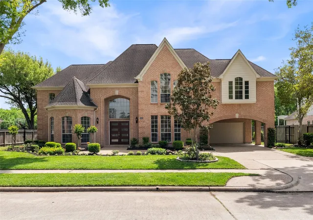 Photo 2 of Sale Pending at 21303 Kelliwood Greens Dr, Katy, TX 77450 | MLS# 47470808 | Listing updated on 2026-10-04