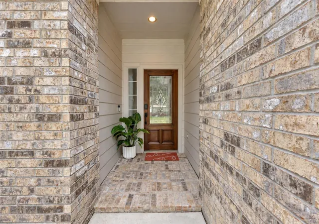 Photo 3 of Single family home for sale at 2827 Wimberly Knoll Ln, Richmond, TX 77406 | MLS# 47764943 | Listing updated on 2026-10-11
