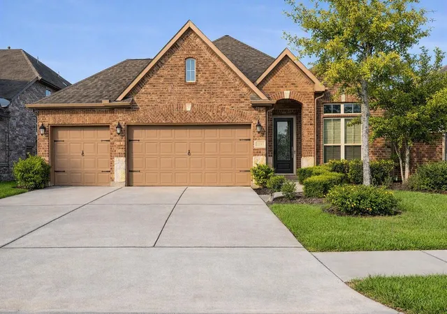 Photo 1 of Single family home for sale at 2343 Terracina Ct, Missouri City, TX 77459 | MLS# 46301746 | Listing updated on 2026-10-10