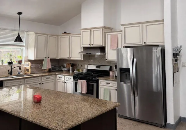 Photo 4 of Single family home for sale at 2343 Terracina Ct, Missouri City, TX 77459 | MLS# 46301746 | Listing updated on 2026-10-10