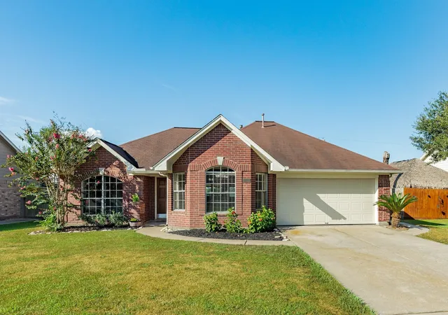 Photo 1 of Single family home for sale at 3425 Van Ness Dr, Alvin, TX 77511 | MLS# 24125740 | Listing updated on 2026-09-18