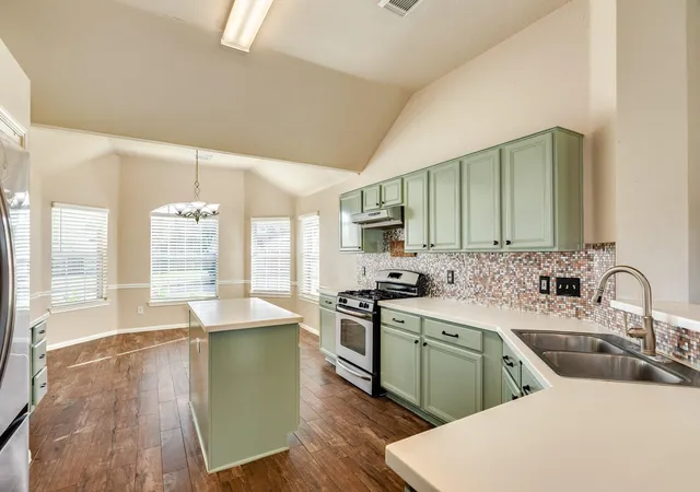 Photo 4 of Single family home for sale at 3425 Van Ness Dr, Alvin, TX 77511 | MLS# 24125740 | Listing updated on 2026-09-18