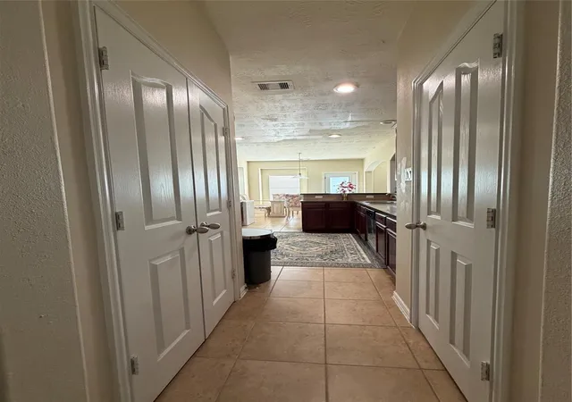 Photo 4 of Single family home for sale at 5207 Clipper Hl Ct, Spring, TX 77373 | MLS# 25468589 | Listing updated on 2026-09-17