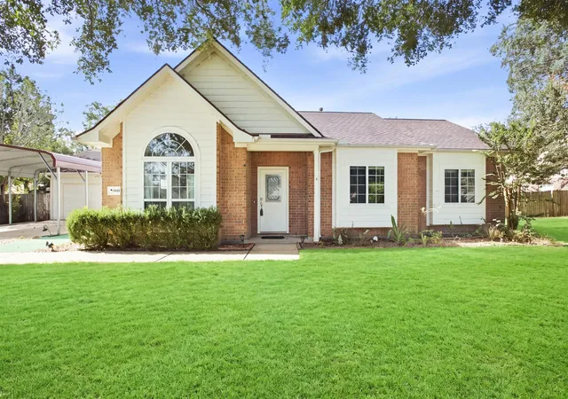 Photo 1 of Single family home for sale at 1945 Dorothy Ln, Sealy, TX 77474 | MLS# 56154956 | Listing updated on 2026-09-06