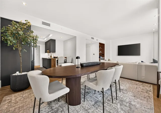 Condo for sale at 5110 San Felipe St #32W, Houston, TX 77056 | MLS# 62693021