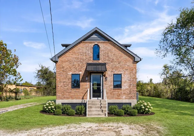 Photo 2 of Single family home for sale at 1420 Fm 1960, Dayton, TX 77535 | MLS# 4346300 | Listing updated on 2026-09-17