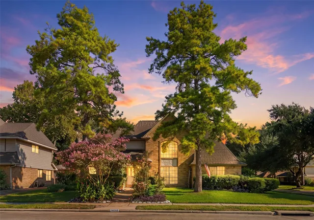 Photo 1 of Single family home for sale at 14702 Charlmont Dr, Houston, TX 77083 | MLS# 22142858 | Listing updated on 2026-09-22