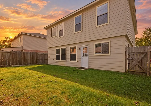 Photo 1 of Single family home for sale at 8947 Summerset Meadow Ct, Houston, TX 77075 | MLS# 40703417 | Listing updated on 2026-10-08
