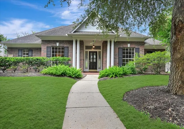 Photo 1 of Sale Pending at 16319 Hazy Pines Ct, Houston, TX 77059 | MLS# 95062554 | Listing updated on 2026-09-21