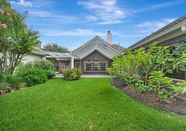Photo 2 of Sale Pending at 16319 Hazy Pines Ct, Houston, TX 77059 | MLS# 95062554 | Listing updated on 2026-09-21