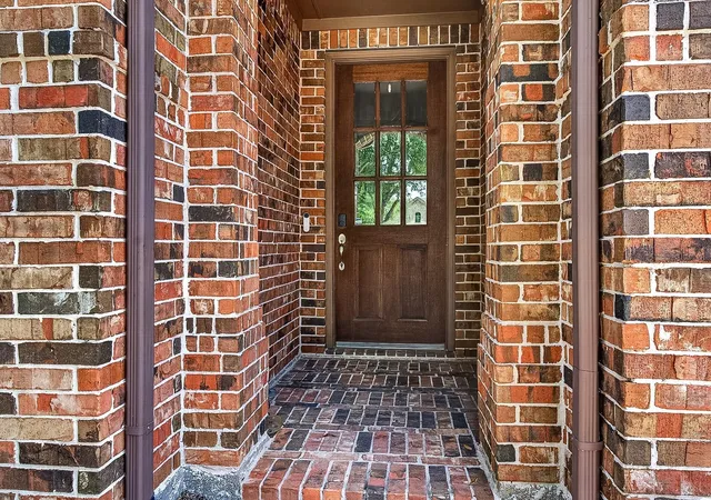Photo 2 of Sale Pending at 6006 Hedgepark Dr, Richmond, TX 77407 | MLS# 58162809 | Listing updated on 2026-10-07